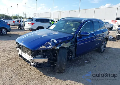 2020 Mercedes-Benz Glc 300 from USA, damaged, VIN WDC0G8DB3LF734794